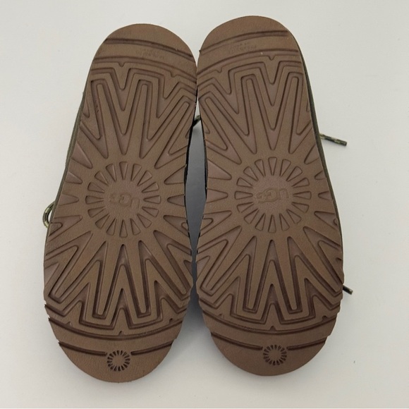 UGG Women's Neumel High Olive Green Suede Boots 1120728 Size 6 - Picture 12 of 12